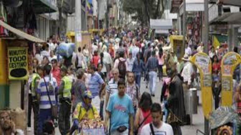 Intergremialcalifica aumento del salario mínimo como “atentado a la economía” y que los empleados podrían ser reemplazados por tecnología