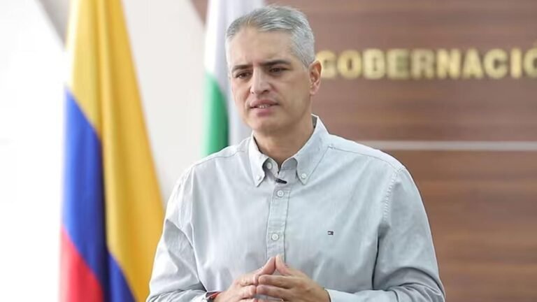Gobernación de Antioquia se rebela contra impuestos de Petro: no aplicará decreto de emergencia