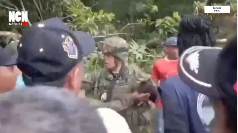 De nuevo los soldados fueron atacados por civiles en el Cauca
