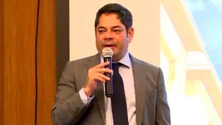 Camacol acusa al Gobierno Petro de querer imponer control de precios a la vivienda en Colombia