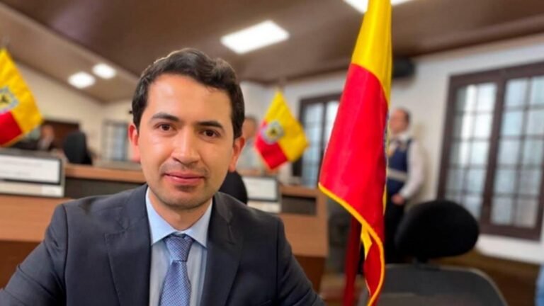 “Tiene que decir la verdad”: Briceño acusa al CNC por cifras infladas de Petro