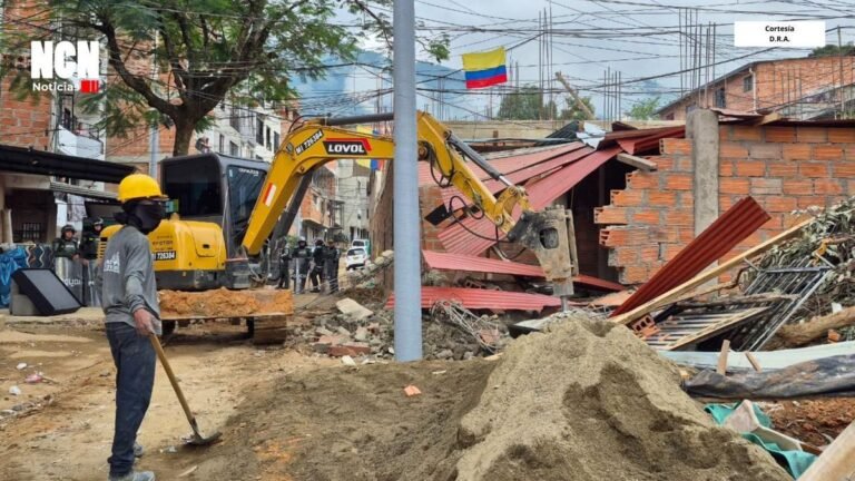 Demolidas seis construcciones ilegales en el sector Urapanes, comuna 5 de Bello