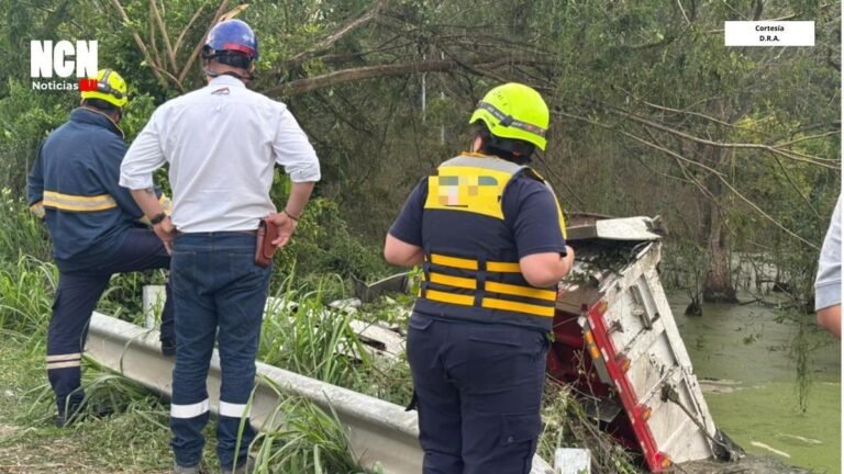 Intensa búsqueda en lago de Sopetrán tras desaparición de hombre en accidente de tránsito
