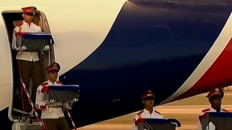 Cuba recibe los cuerpos de 32 militares muertos en la operación de EE. UU. para capturar a Maduro