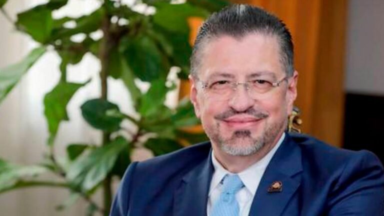 Costa Rica alerta sobre presunto plan para asesinar al presidente Rodrigo Chaves a días de las elecciones