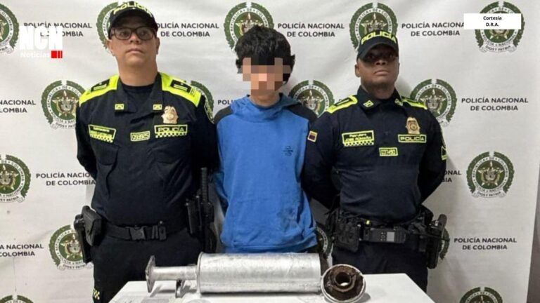 Incautan 800 gramos de base de coca camuflados en un mofle en Medellín