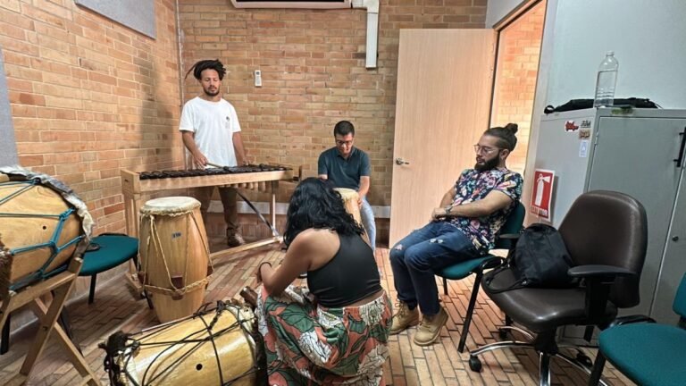 La Red de Músicas de Medellín abre más espacios para adultos y amplía su cobertura cultural