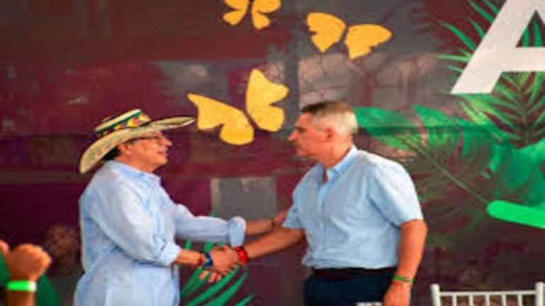 Gobernador de Antioquia pide a Petro llevar a Washington el caso de alias “Calarcá” y cuestiona su libertad