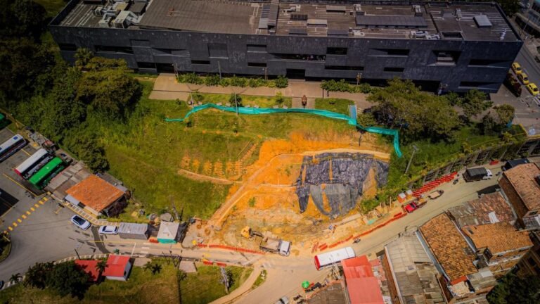 Medellín avanza en la recuperación tras las lluvias: obras de estabilización ya van en un 65 %