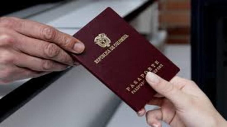 Antioquia bate récord en expedición de pasaportes y lidera el trámite en Colombia fuera de Bogotá