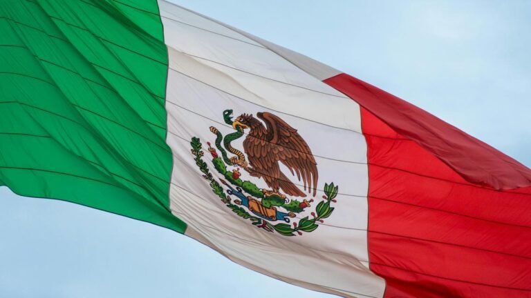 Irán bajo fuego: denuncian crimen contra la humanidad