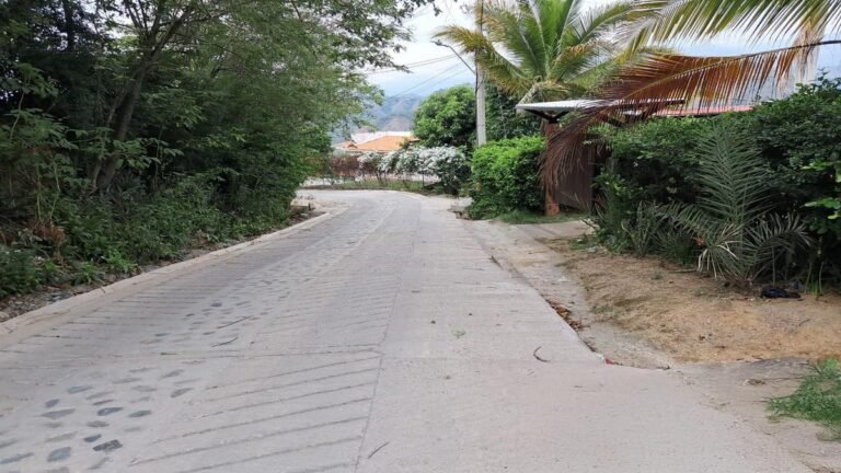 Placa huella impulsa la transformación rural en Antioquia: 169 kilómetros en ejecución en 90 municipios