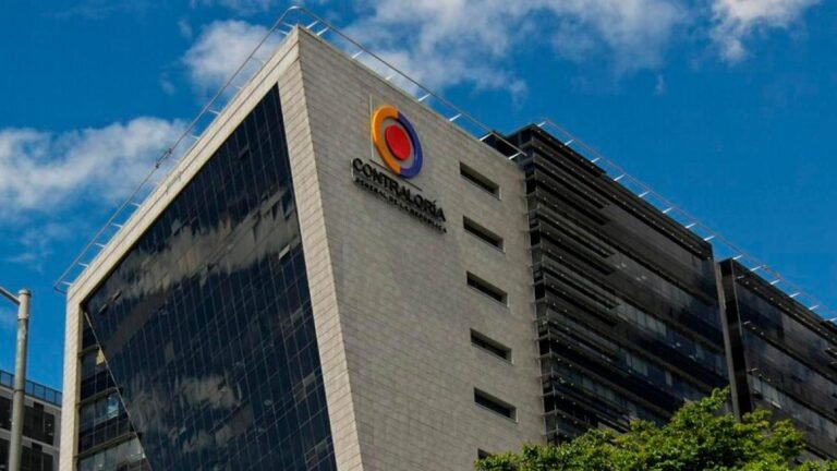 Contraloría alerta: Estado firmó más de 500.000 contratos directos por $32,88 billones en enero