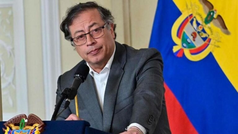 Petro pide a la Corte reactivar decreto de emergencia ante crisis mortal en el Caribe colombiano