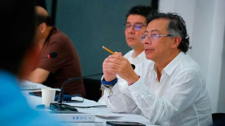Ministro de Defensa confirma plan para atentar contra Petro en helicóptero: “Fue el narcotráfico”
