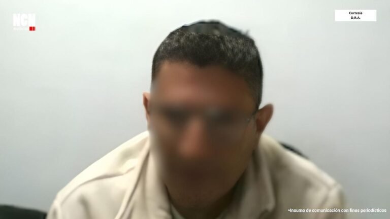 Taxista habría hurtado más de $379 millones cambiando tarjetas bancarias a usuarios