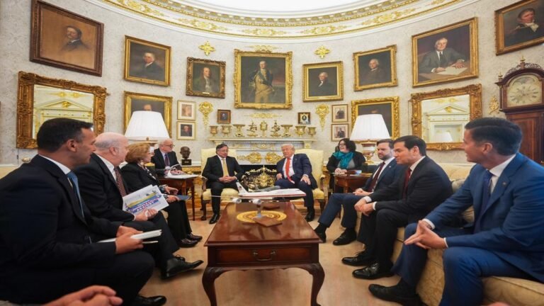 Embajador lanza bomba: Petro saldría de la Lista Clinton tras cita con Trump