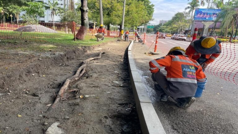 Más de $38.000 millones para transformar barrios: así avanzan las Cuadrillas de la Alcaldía de la Gente en Medellín