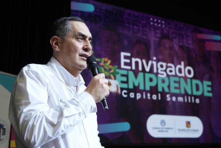 Hasta $15 millones en incentivos: así funciona el programa CRECE 2026 en Envigado