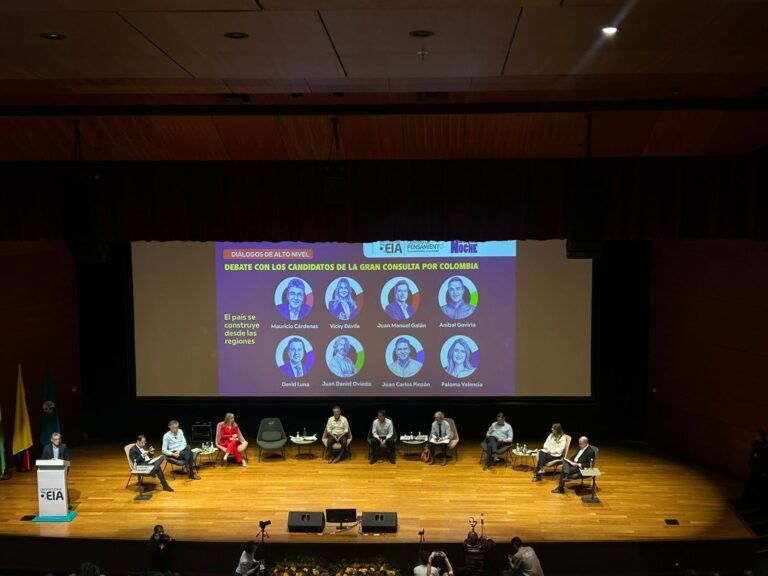 Debate con los candidatos de la Gra Consulta por Colombia
