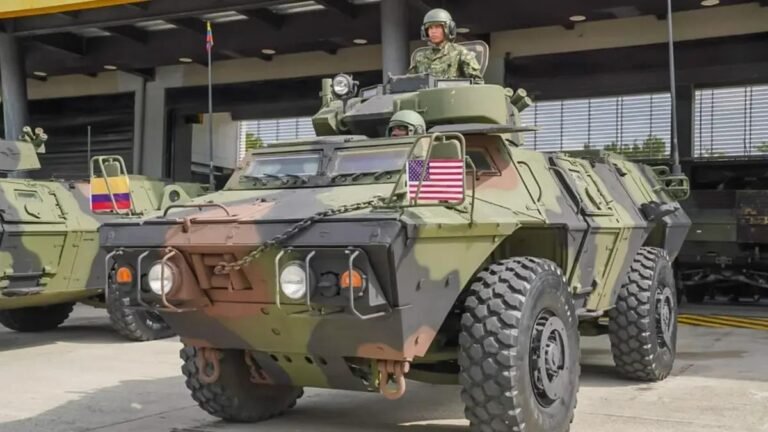 Estados Unidos entrega vehículos blindados a las Fuerzas Militares para combatir el terrorismo
