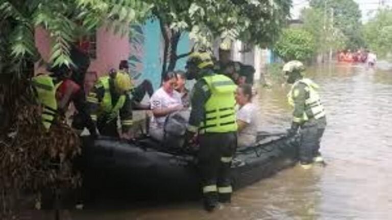 Ordenan evacuación inmediata en poblaciones ribereñas de Córdoba por creciente del río Sinú