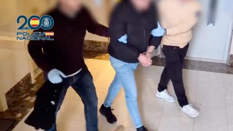 Madrid: detienen a hombre que transmitía abusos sexuales contra su hija para obtener dinero y seguidores
