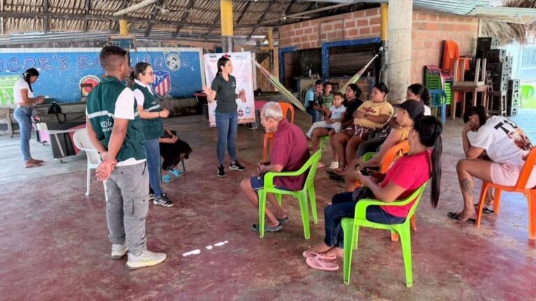 Antioquia refuerza la atención en Urabá tras las lluvias: medicamentos, vacunas y apoyo psicosocial