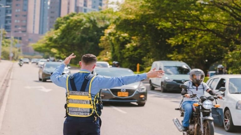 Envigado implementará sistema de fotodetección para reducir accidentes viales