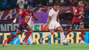 Medellín despertó sobre la hora y le dio vuelta al partido contra América en el Atanasio