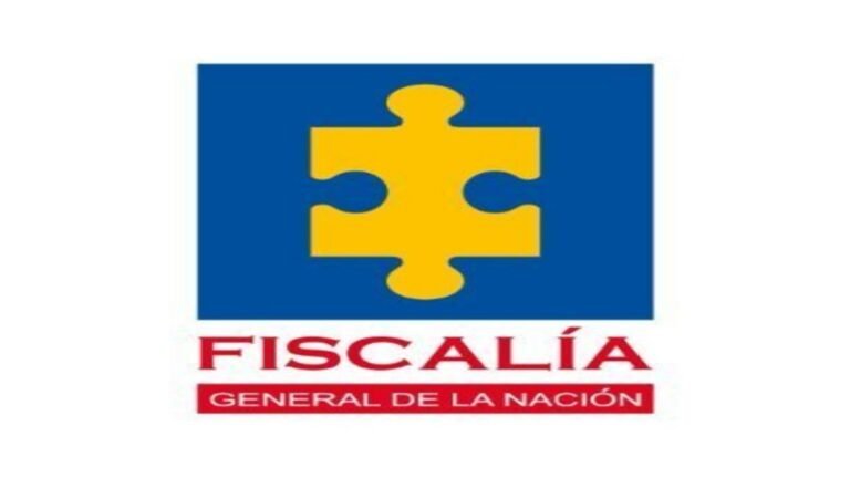 Fiscalía pone en la mira al secretario de la Cámara