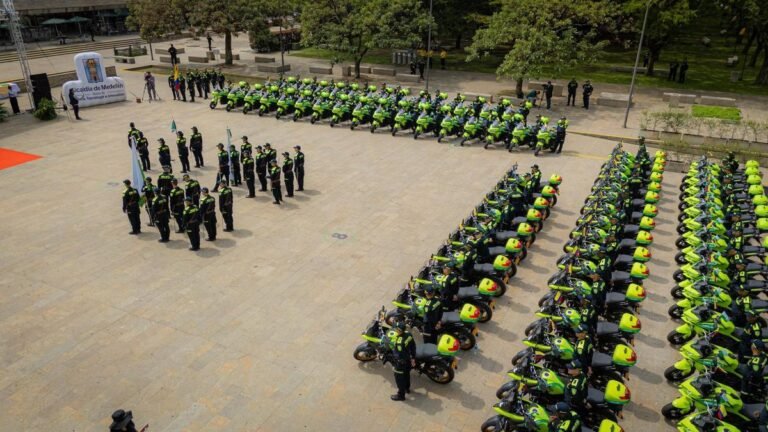 Medellín refuerza seguridad con 120 nuevas motos para la Policía