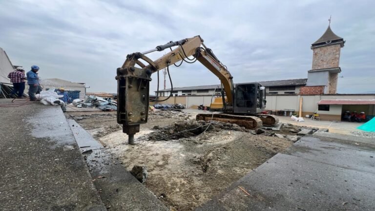 Comenzó la construcción de un nuevo megacolegio en Manrique