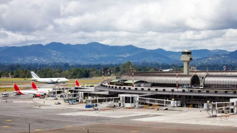 Presidente del Concejo de Medellín denuncia retraso en obras del aeropuerto José María Córdova