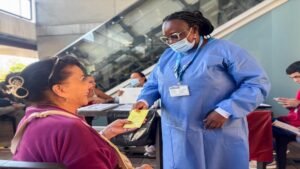 Medellín se suma a jornada nacional de vacunación con más de 80 puntos habilitados