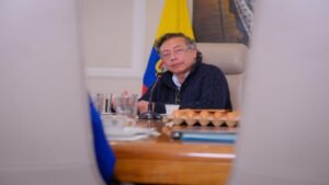Confirmado. CNE ratifica sanción a campaña Petro por violar topes
