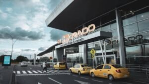 Un dron puso en jaque a El Dorado: operaciones suspendidas y alerta aérea en Bogotá