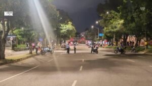 Hombres en moto matan a comerciante mientras conducía en el occidente de Medellín