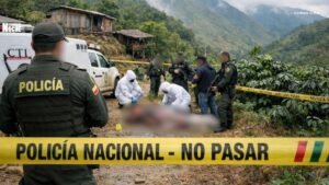 Ataque armado deja tres adultos mayores muertos en el sur del país