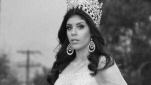 Investigan asesinato de exreina en apartamento en México