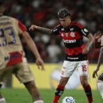 Flamengo impone su jerarquía y agrava la crisis del DIM: goleada, críticas y presión sobre el técnico del rojo paisa