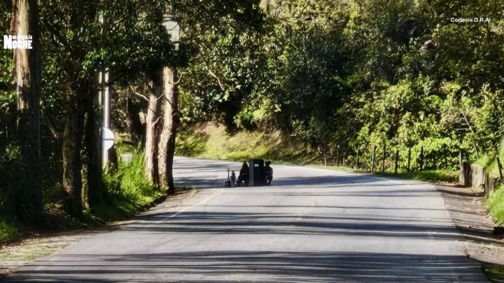 Alerta de explosivos obliga al cierre de una importante vía de Antioquia