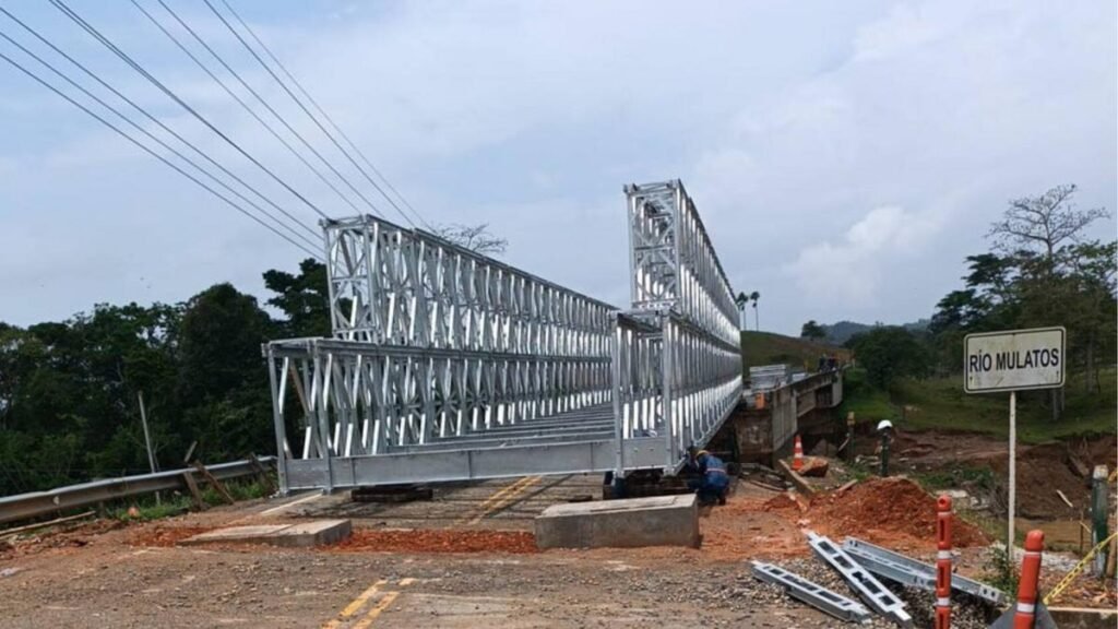 ¿Cómo avanzan las obras del puente en el Rio Mulatos que devolverá la movilidad en el Urabá antioqueño?