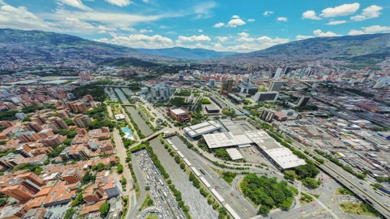 Concejo de Medellín dio luz verde a millonaria adición presupuestal para obras y programas sociales