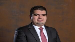 Consejo de Estado mantiene suspendido el título de abogado de Julián Bedoya