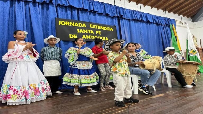 Jornada Escolar Extendida duplicará cobertura y llegará a más de 66 mil estudiantes en Antioquia