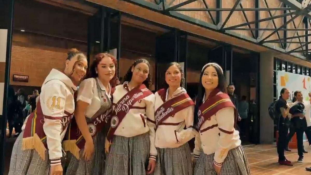 Más de 1.300 líderes estudiantiles fueron posesionados en Medellín
