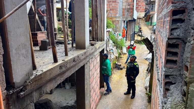 Ni los sellos los frenaron: detectan nuevas construcciones ilegales en zonas protegidas de Medellín