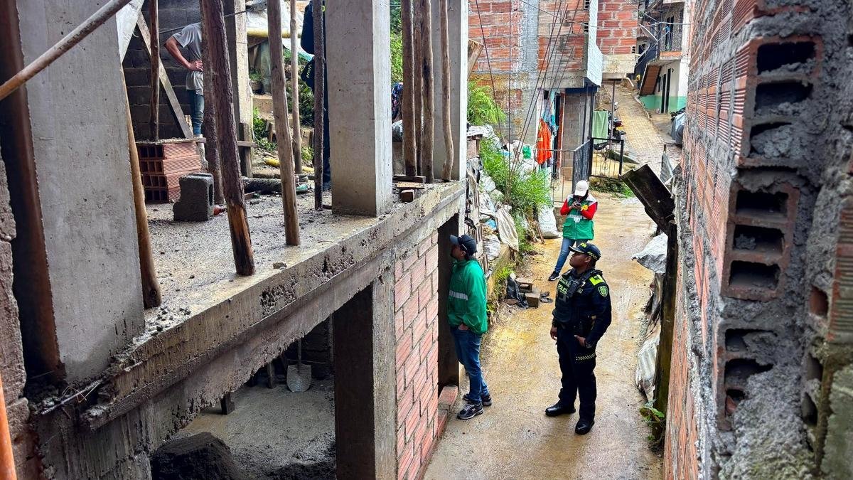 Ni los sellos los frenaron: detectan nuevas construcciones ilegales en zonas protegidas de Medellín