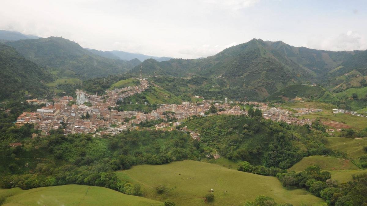 Triple homicidio en Andes: investigan presunta acción del Clan del Golfo en zona minera